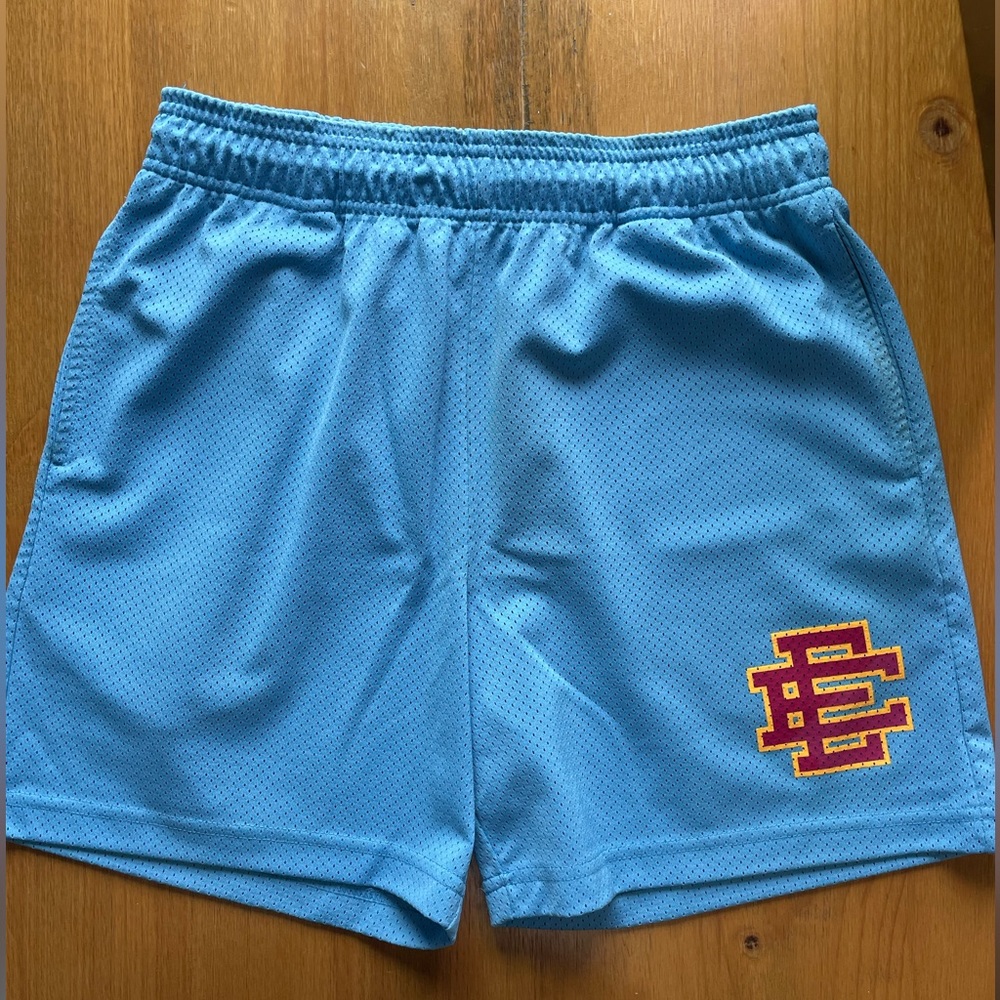 Eric Emanuel — shorts — Sz M